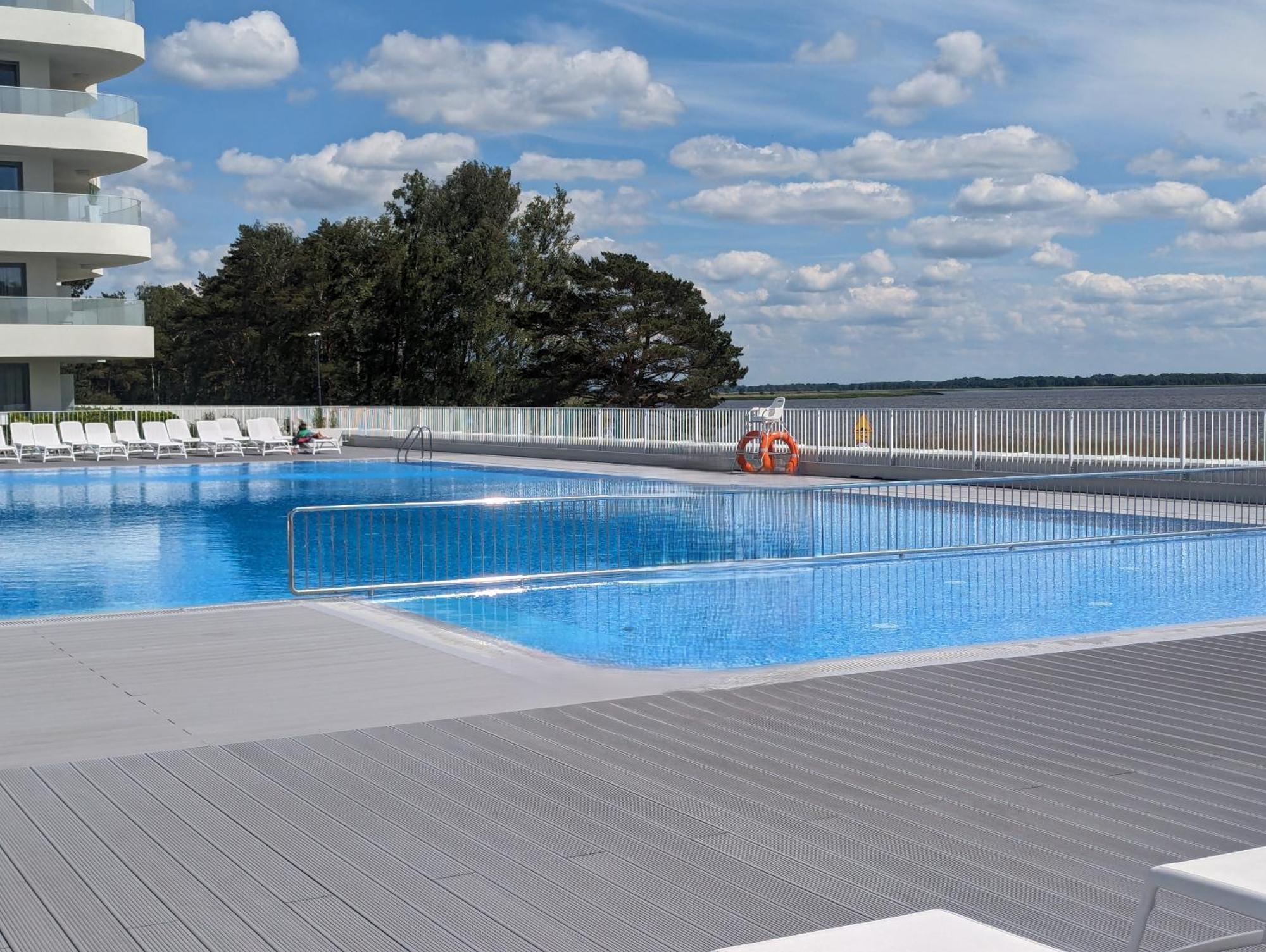 Sea Lake Rogowo Pearl *